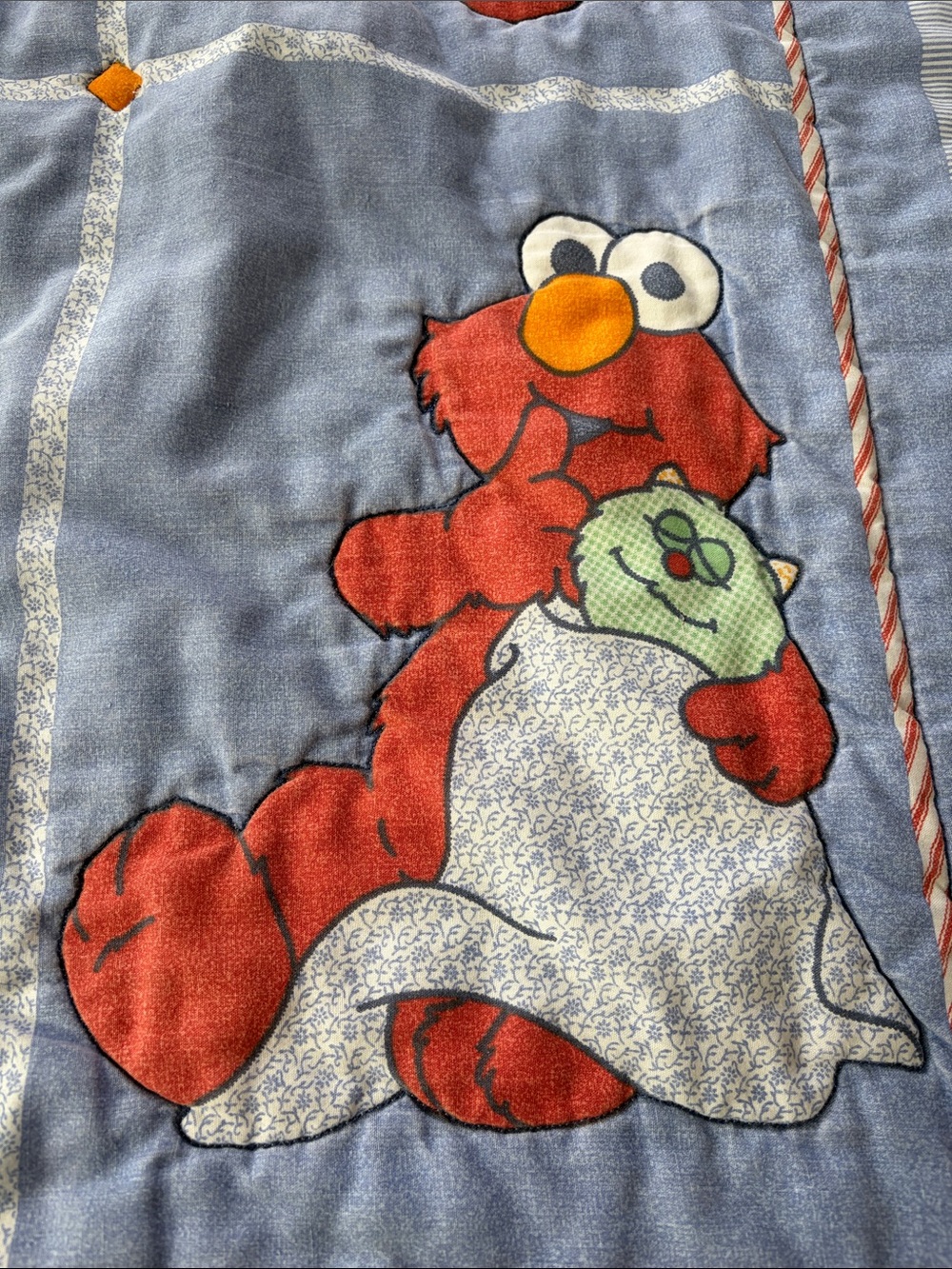 Vintage 90s Sesame Street Elmo Plush Rocking Horse Drum Toy Nursery Crib Blanket - Picture 6 of 10